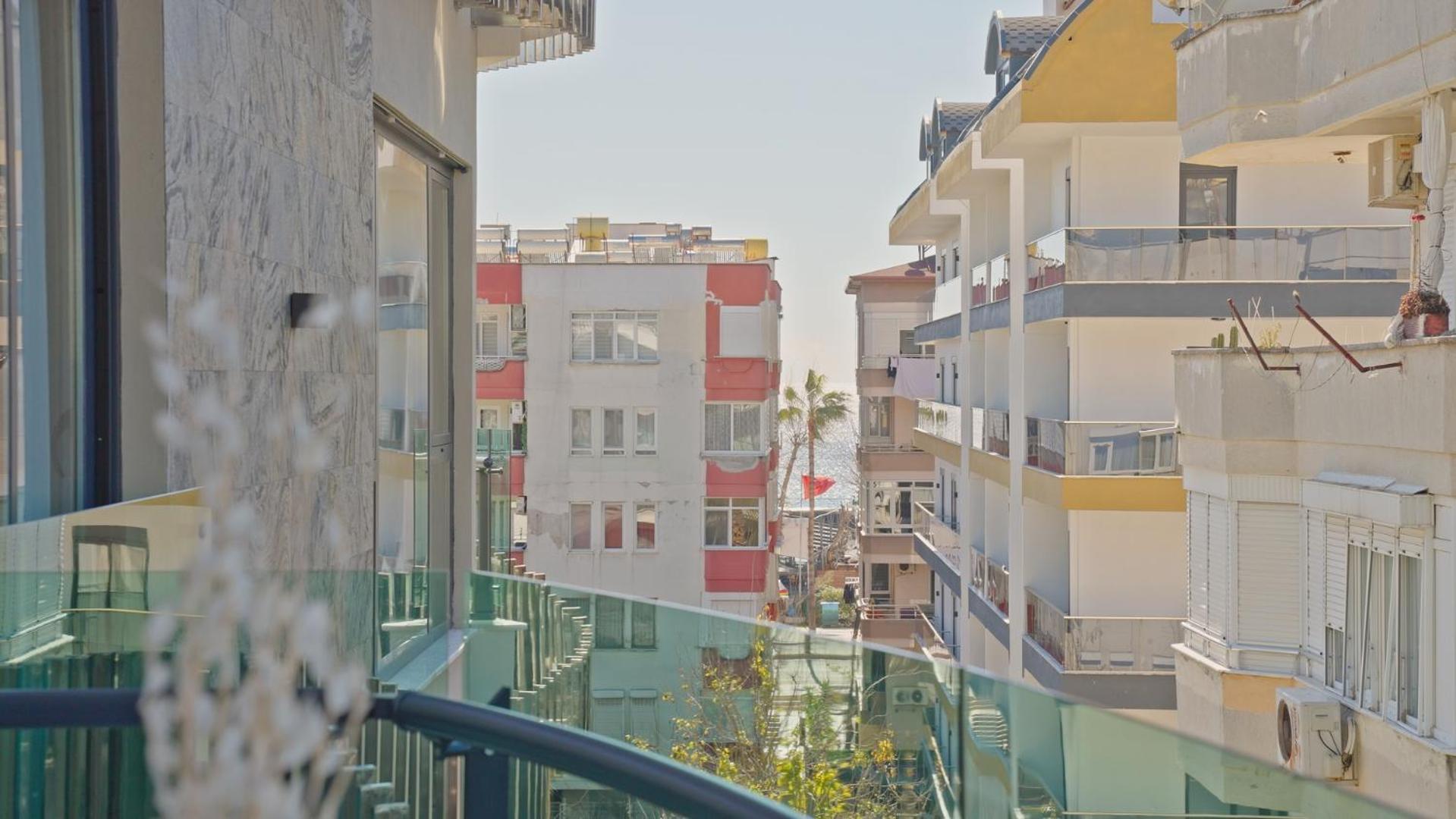 Stylish By The Sea Daire Alanya